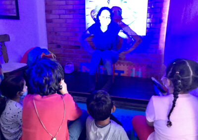 Expresional teatral y títeres-Sugu Universo artístico